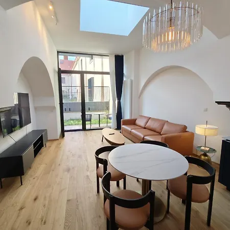 아파트 Free Parking, Nuslesky Pivovar Blue Arch Luxury With Garden *