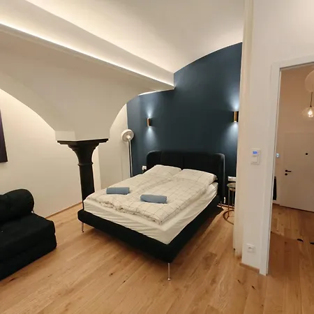 Free Parking, Nuslesky Pivovar Blue Arch Luxury With Garden 프라하