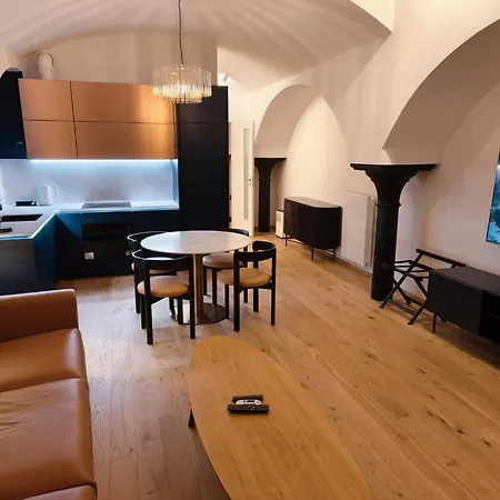 Free Parking, Nuslesky Pivovar Blue Arch Luxury With Garden *